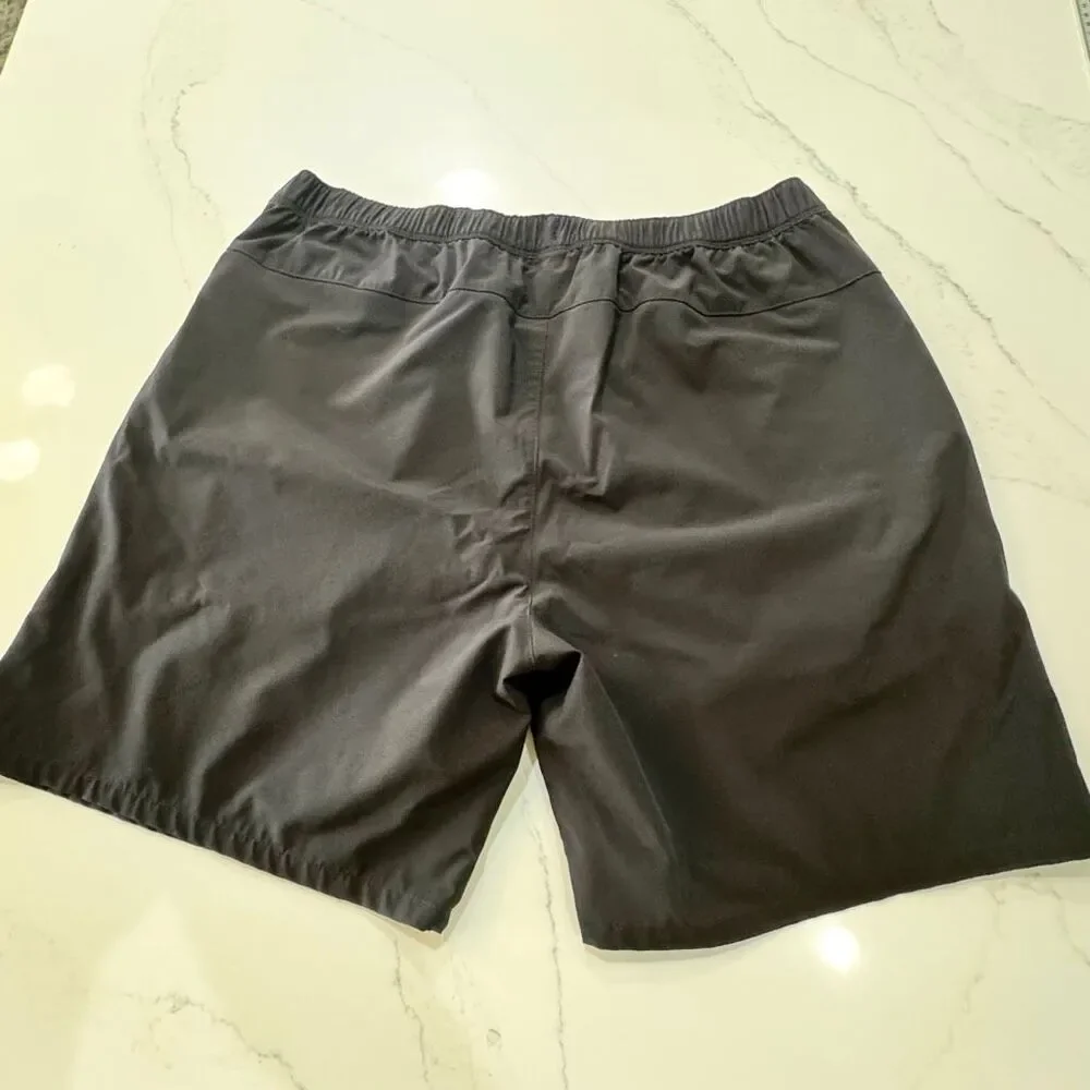 The North Face Wander Shorts. 7” inseam. Black. Large.